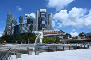 Có nên du học Singapore 2023 qua trung tâm tư vấn du học?